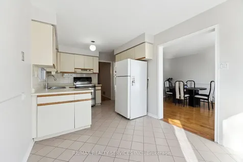 37 Candy Crescent Brampton ON L6X 3Z7