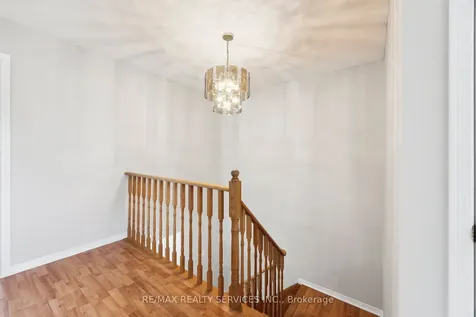 37 Candy Crescent Brampton ON L6X 3Z7