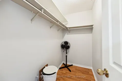 37 Candy Crescent Brampton ON L6X 3Z7