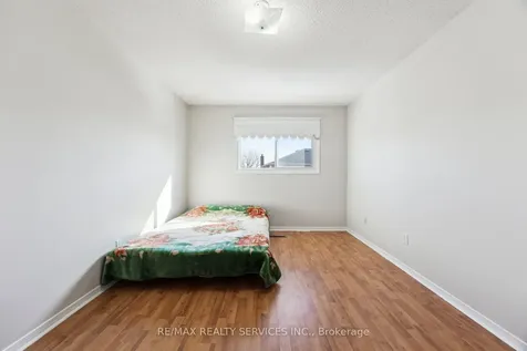 37 Candy Crescent Brampton ON L6X 3Z7