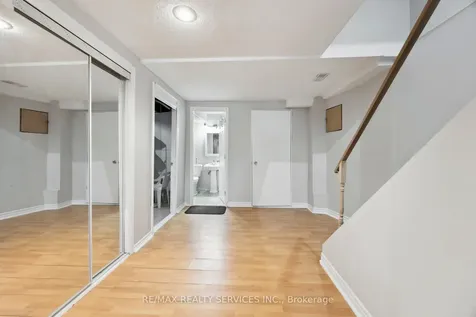 37 Candy Crescent Brampton ON L6X 3Z7