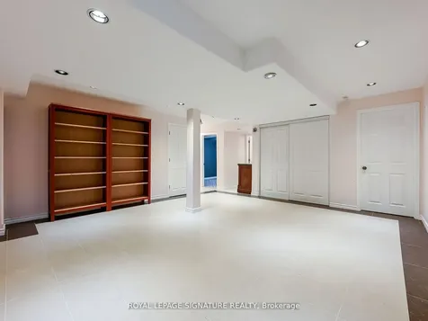 3207 Munson Crescent Burlington ON L7M 0C2