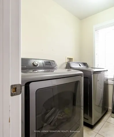 3207 Munson Crescent Burlington ON L7M 0C2