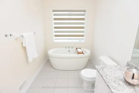 20 Brent Stephens Way Brampton ON L7A 5B6