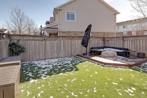 2234 Shadetree Avenue Burlington ON L7L 6L4