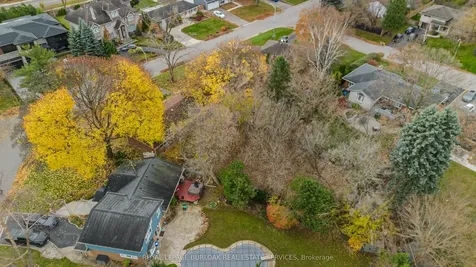 4041 Apple Valley Lane Burlington ON L7L 1E8