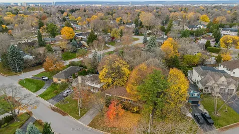 4041 Apple Valley Lane Burlington ON L7L 1E8