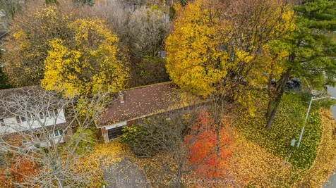 4041 Apple Valley Lane Burlington ON L7L 1E8