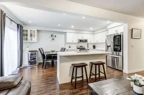 3354 Mikalda Road Burlington ON L7M 0K9