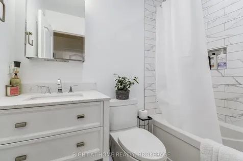 3354 Mikalda Road Burlington ON L7M 0K9