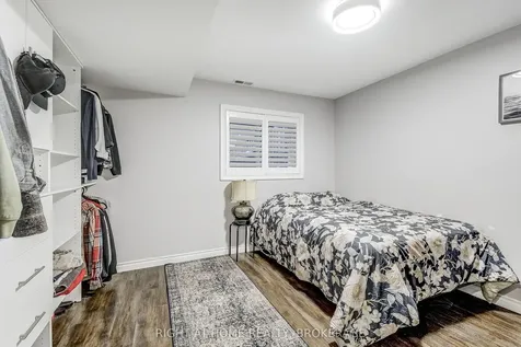 3354 Mikalda Road Burlington ON L7M 0K9