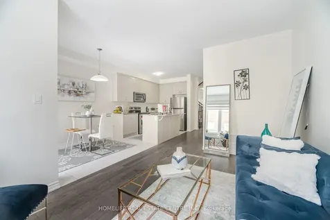 4 Keppel Circle Brampton ON L7A 5K4