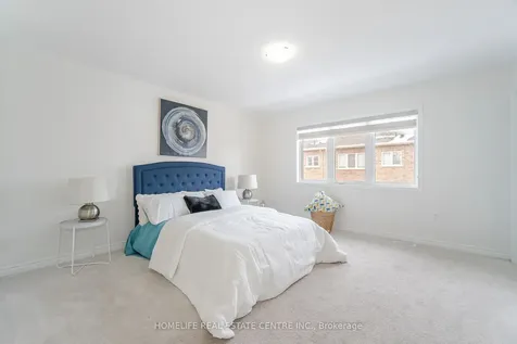 4 Keppel Circle Brampton ON L7A 5K4