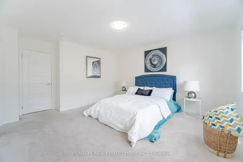 4 Keppel Circle Brampton ON L7A 5K4