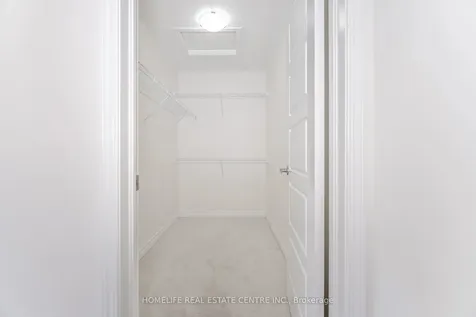 4 Keppel Circle Brampton ON L7A 5K4