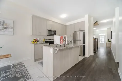 4 Keppel Circle Brampton ON L7A 5K4