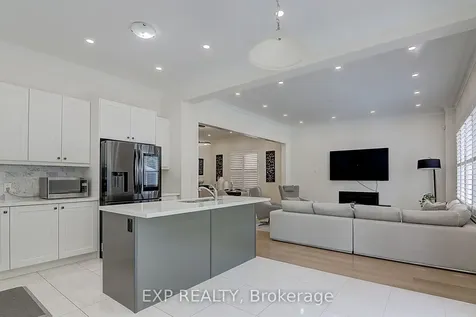 21 Ash Hill Avenue Caledon ON L7C 4E8