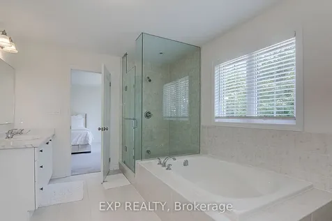 21 Ash Hill Avenue Caledon ON L7C 4E8