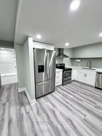 21 Ash Hill Avenue Caledon ON L7C 4E8