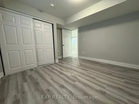 21 Ash Hill Avenue Caledon ON L7C 4E8