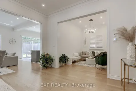 21 Ash Hill Avenue Caledon ON L7C 4E8