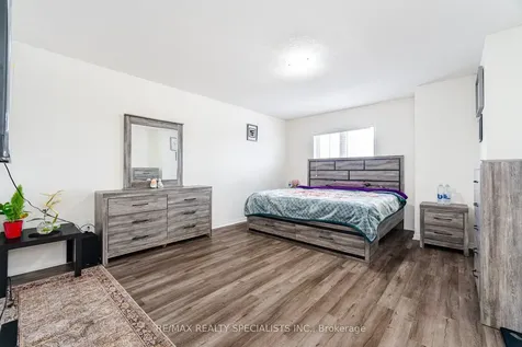 186 Golden Springs Drive Brampton ON L7A 4N9