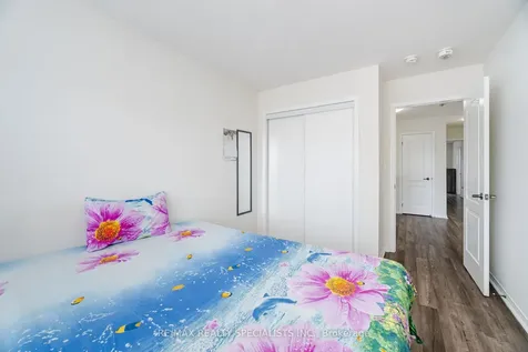 186 Golden Springs Drive Brampton ON L7A 4N9