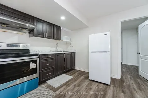 186 Golden Springs Drive Brampton ON L7A 4N9