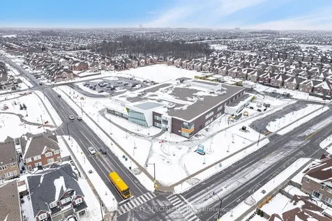 186 Golden Springs Drive Brampton ON L7A 4N9