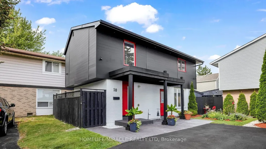 10 Highland Trail Brampton ON L6S 1P4