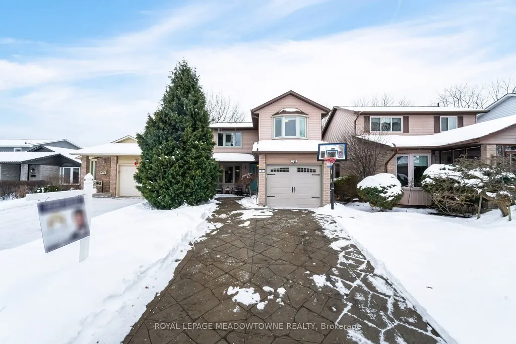 1433 Reynolds Avenue Burlington ON L7M 3B6