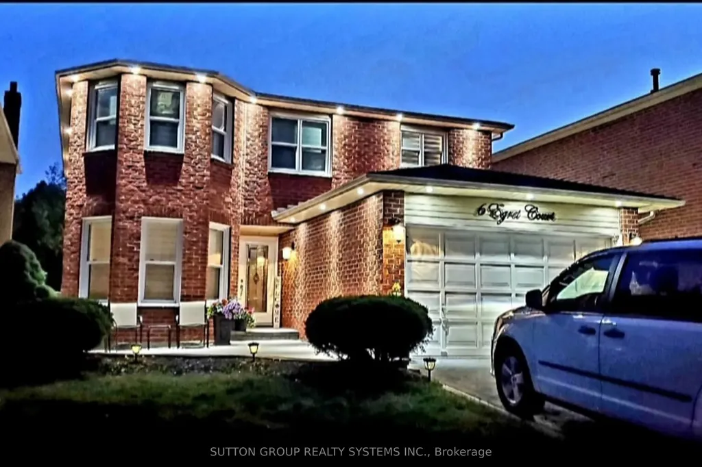 6 Egret Court Brampton ON L6Z 3A1