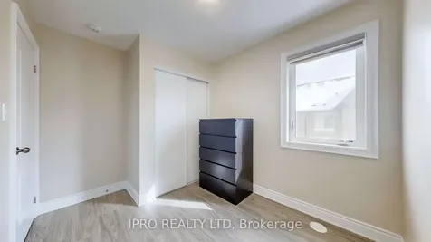 85 Springdale Avenue Caledon ON L7C 4L6