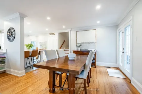 555 Elwood Road Burlington ON L7N 3C6