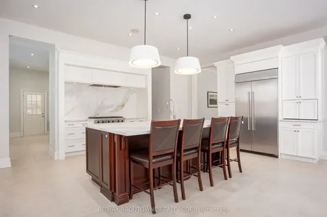 4179 Lakeshore Road Burlington ON L7L 1A5