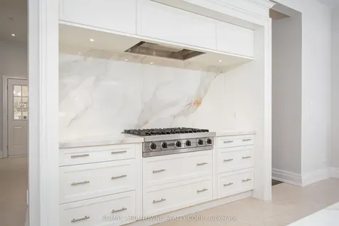 4179 Lakeshore Road Burlington ON L7L 1A5