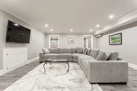 4179 Lakeshore Road Burlington ON L7L 1A5