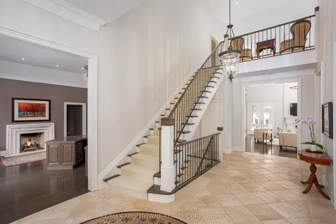 4179 Lakeshore Road Burlington ON L7L 1A5