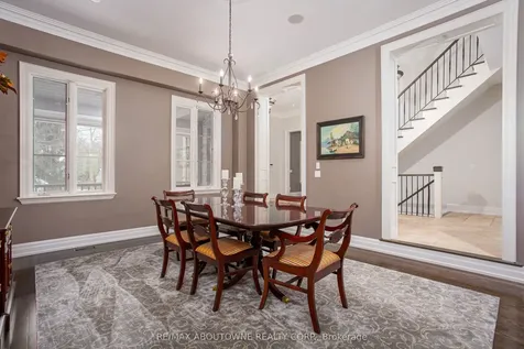 4179 Lakeshore Road Burlington ON L7L 1A5