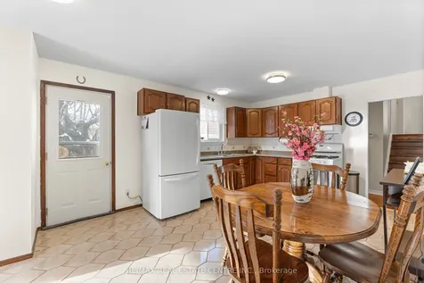 103 Griselda Crescent Brampton ON L6S 1M4