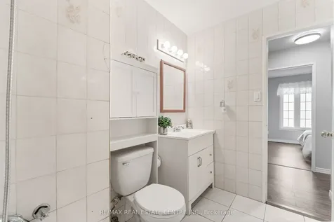 103 Griselda Crescent Brampton ON L6S 1M4