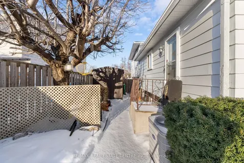 103 Griselda Crescent Brampton ON L6S 1M4