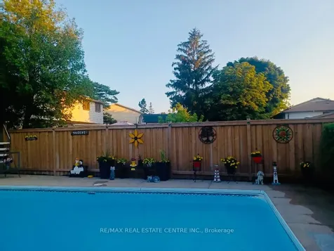 103 Griselda Crescent Brampton ON L6S 1M4