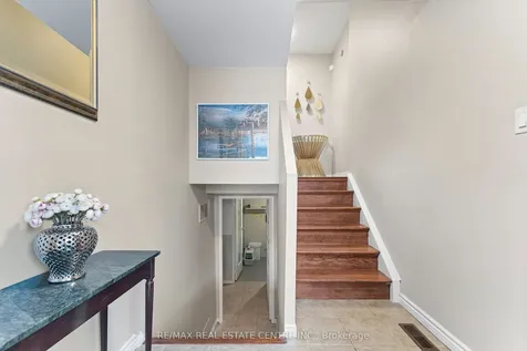 103 Griselda Crescent Brampton ON L6S 1M4