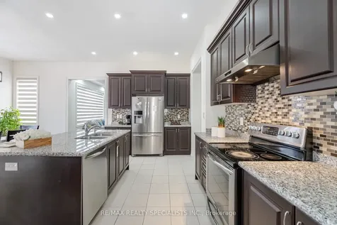 42 Balloon Crescent Brampton ON L6P 4B8