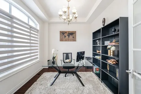 42 Balloon Crescent Brampton ON L6P 4B8