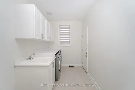 42 Balloon Crescent Brampton ON L6P 4B8