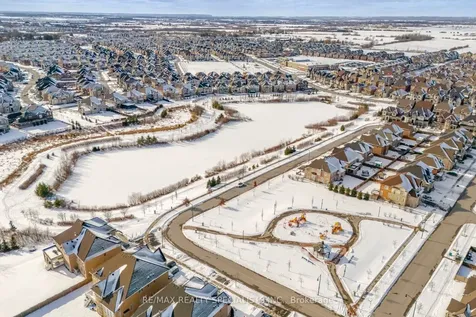 42 Balloon Crescent Brampton ON L6P 4B8