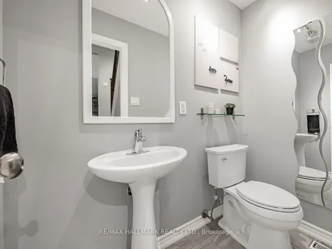 1382 Ian Road Burlington ON L7P 1L7