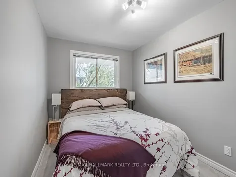 1382 Ian Road Burlington ON L7P 1L7